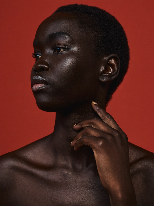Niacinamide vs Vitamin C for Dark Spots on Melanin-Rich Skin